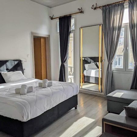 Travelers Luxury Suites, Studios & Apartments Corfu  Zewnętrze zdjęcie