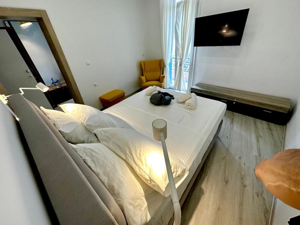 Travelers Luxury Suites, Studios & Apartments Corfu  Zewnętrze zdjęcie