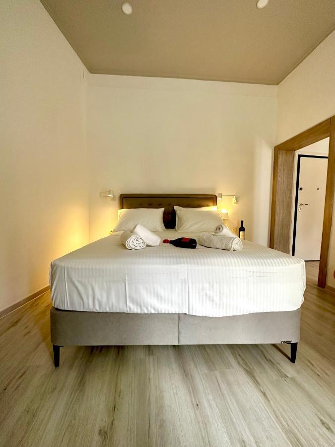Travelers Luxury Suites, Studios & Apartments Corfu  Zewnętrze zdjęcie