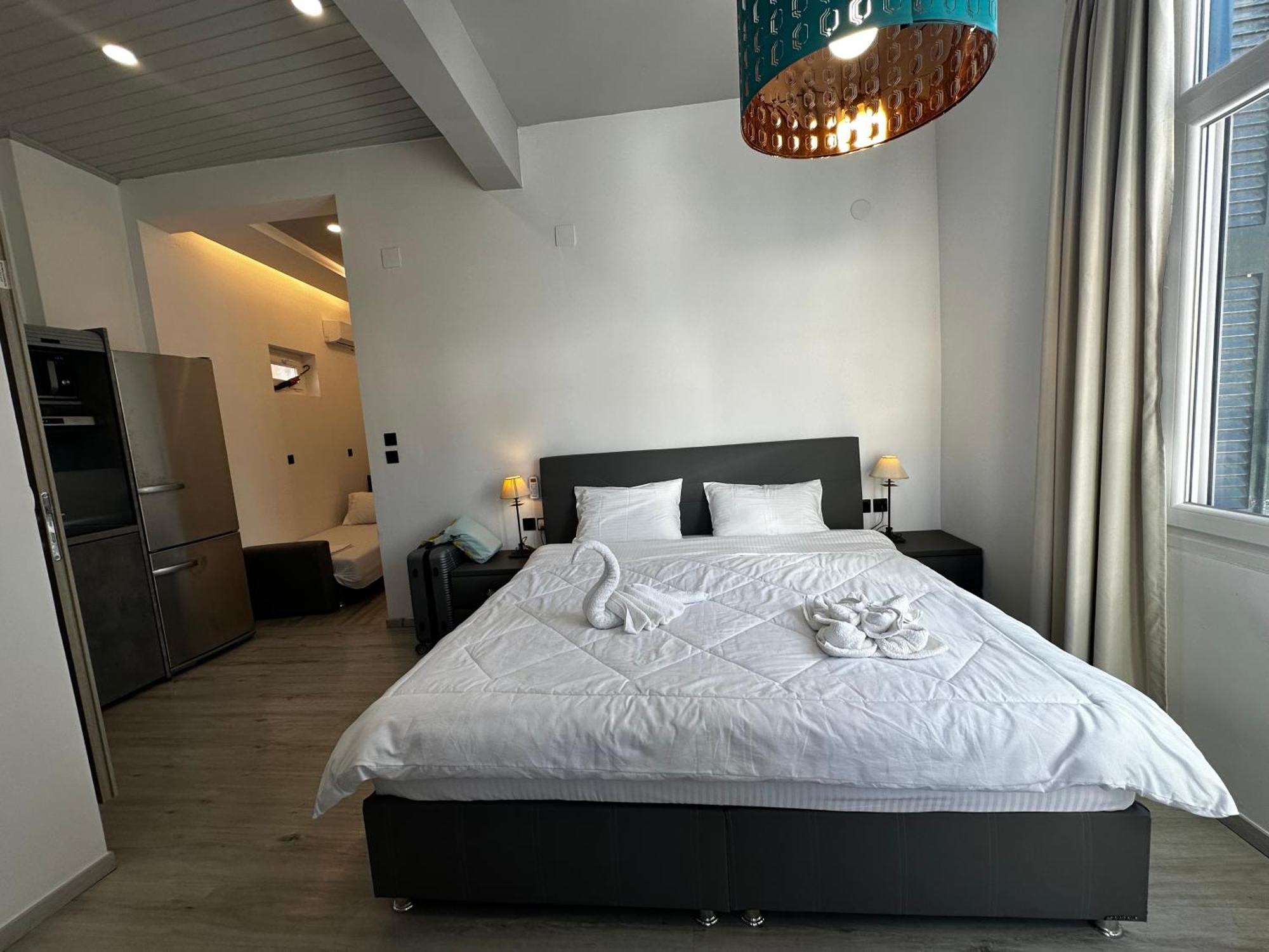 Travelers Luxury Suites, Studios & Apartments Corfu  Zewnętrze zdjęcie