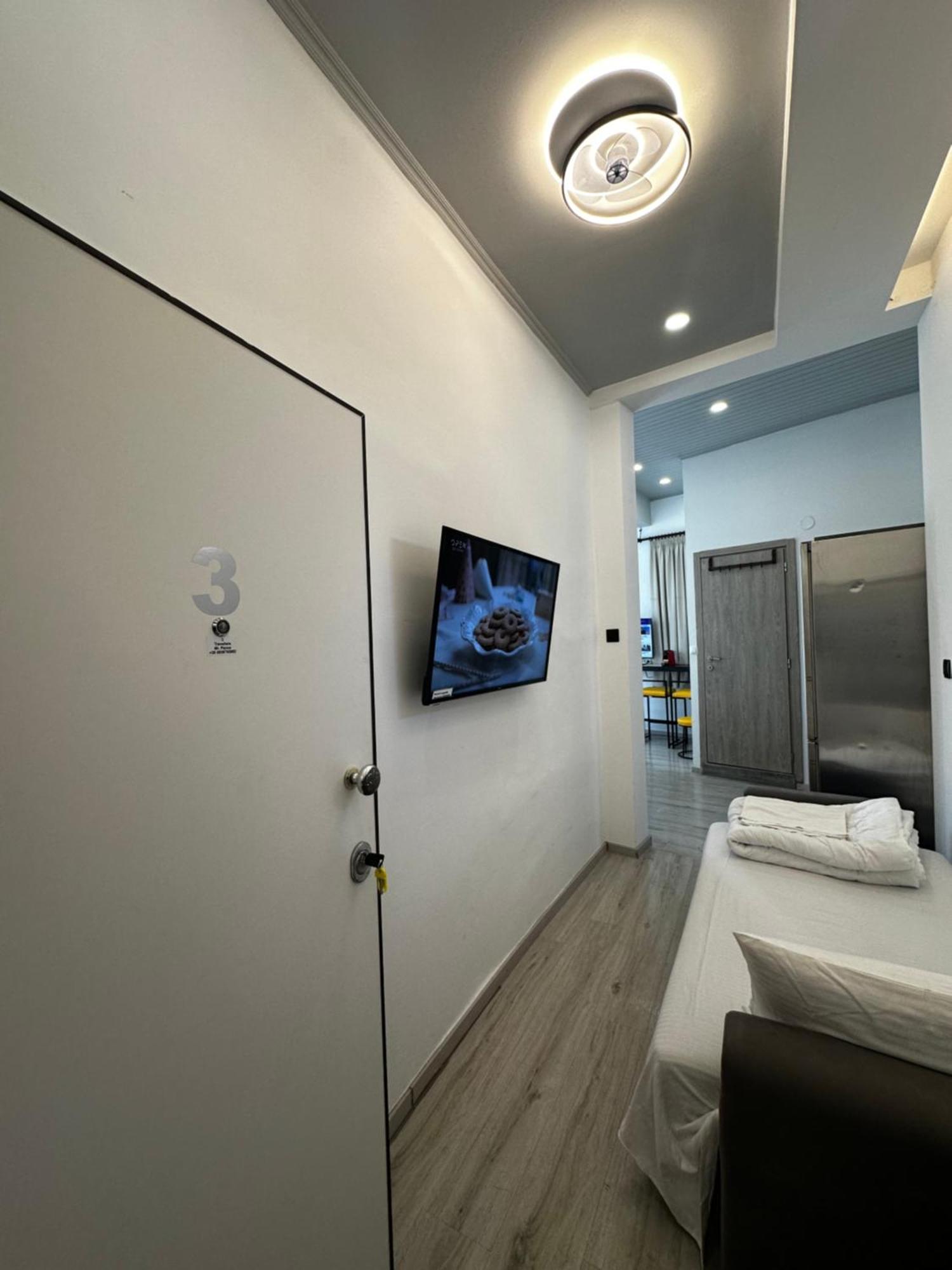 Travelers Luxury Suites, Studios & Apartments Corfu  Zewnętrze zdjęcie