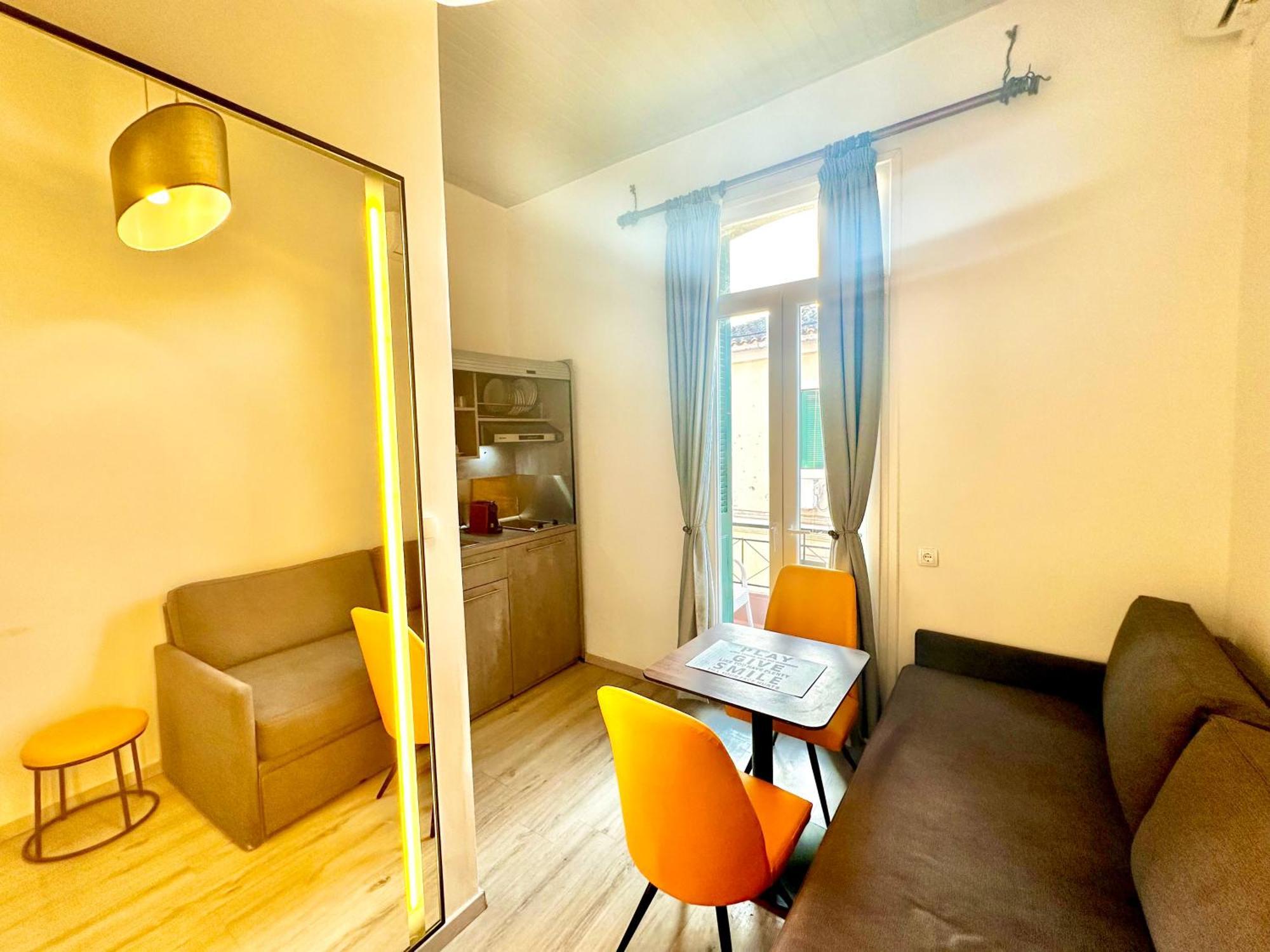 Travelers Luxury Suites, Studios & Apartments Corfu  Zewnętrze zdjęcie