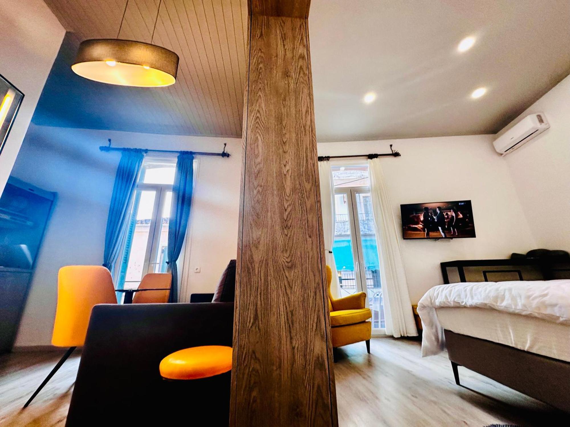 Travelers Luxury Suites, Studios & Apartments Corfu  Zewnętrze zdjęcie