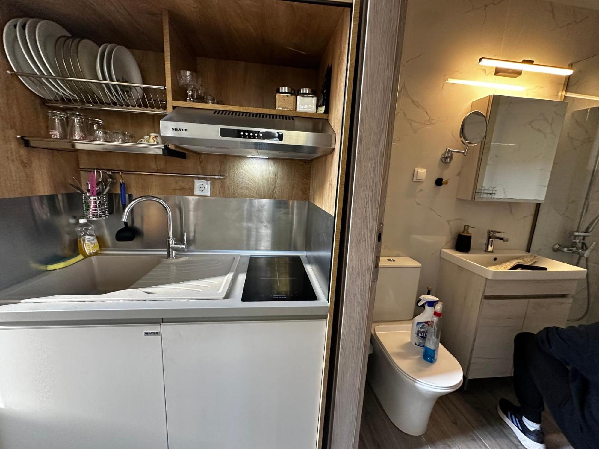 Travelers Luxury Suites, Studios & Apartments Corfu  Zewnętrze zdjęcie